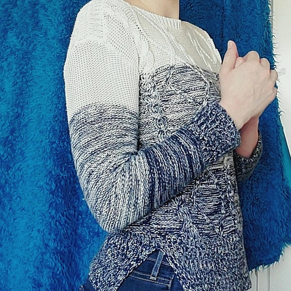 🍭 3 x $25* ATMOSPHERE Blue + White Knit Sweater Sz 4 - Picture 3 of 6